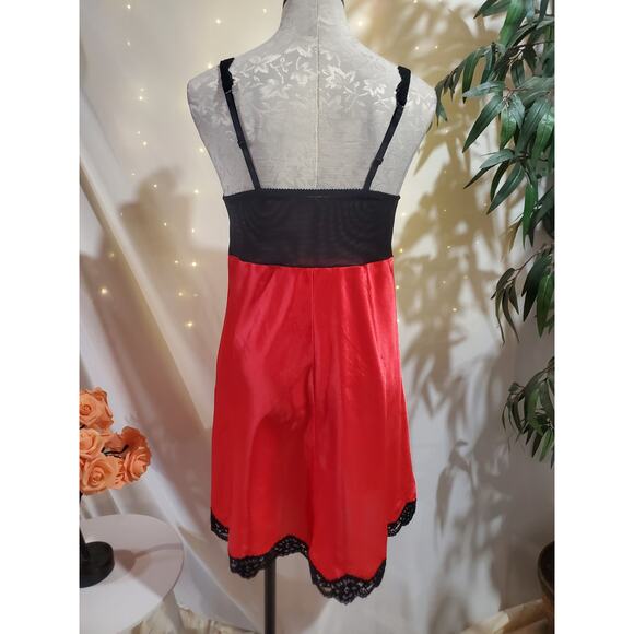 Victoria's Secret Red and Black Lace Chemise - Picture 3 of 12